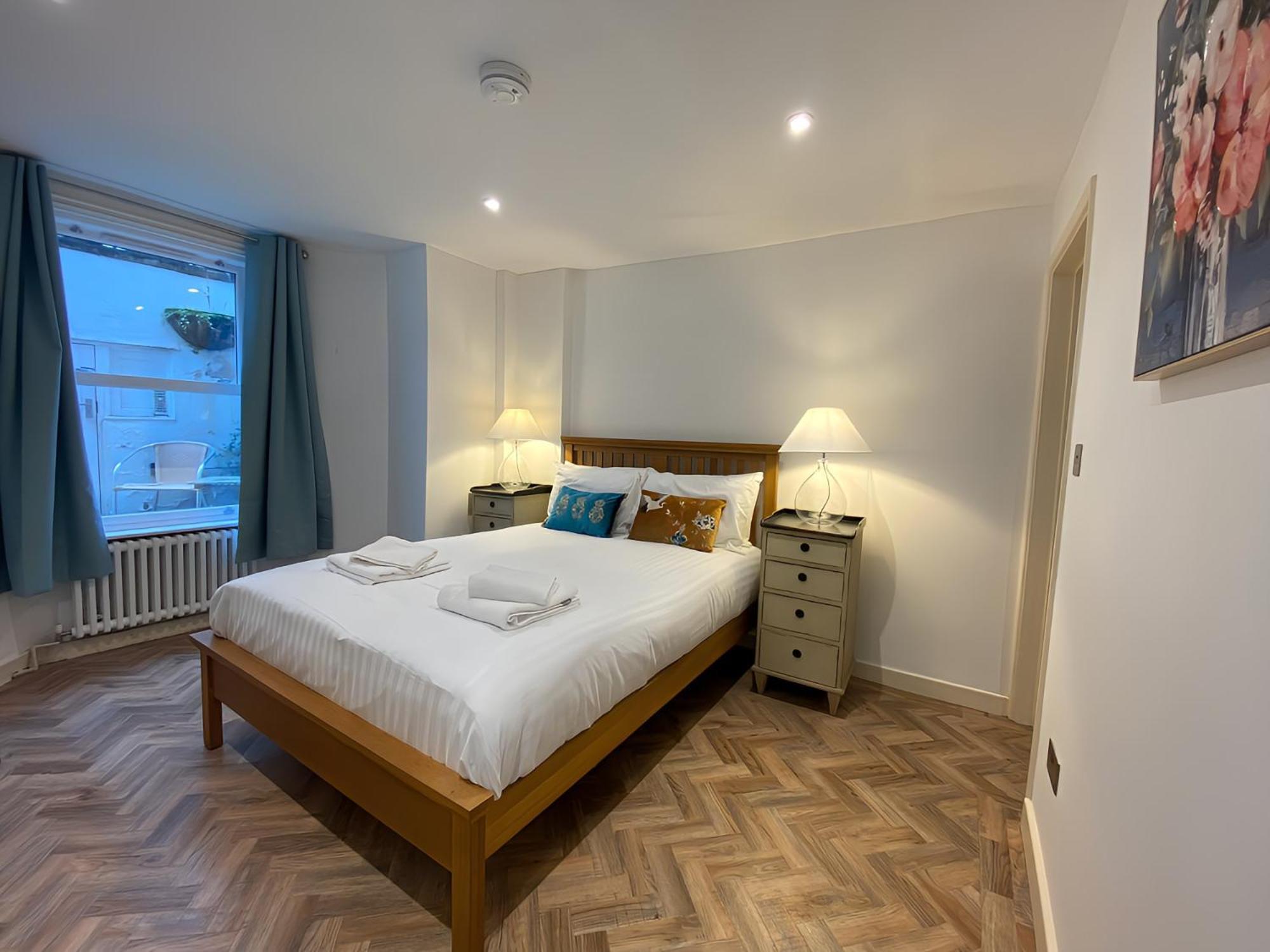 Stunning 1Br - Super Central- Peaceful Area - Lower Ground Apartment Cambridge  Bagian luar foto