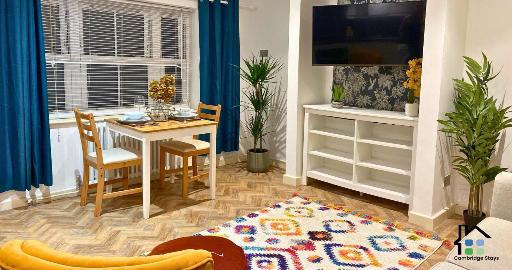 Stunning 1Br - Super Central- Peaceful Area - Lower Ground Apartment Cambridge  Bagian luar foto